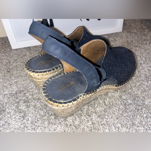 Clarks Women's Petrina Gail Wedge Sandals Size 9 - Picture 6 of 9